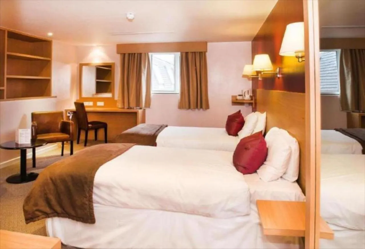 **  The Luton Hotel United Kingdom