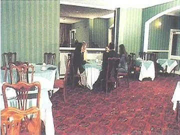 The Luton Hotel